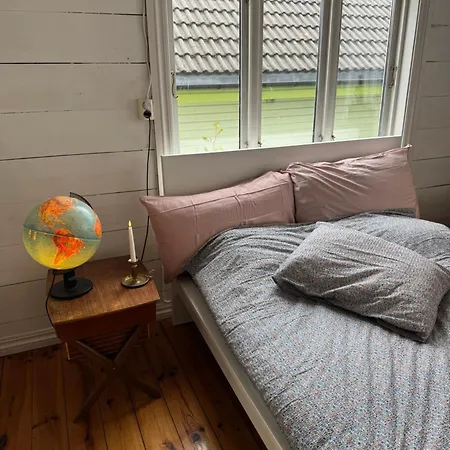 I -3 Soverom-naer Sentrum Appartement *